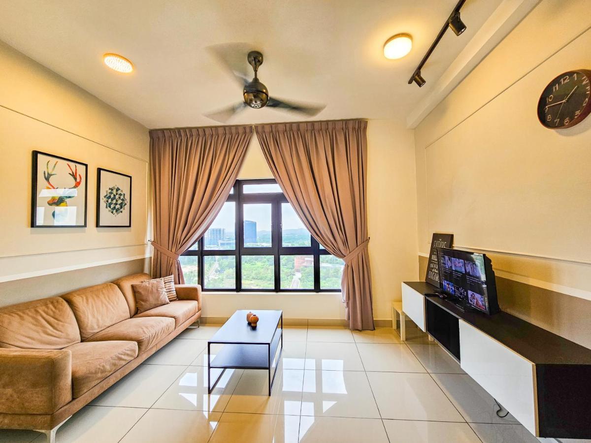 Meridin Medini Suite By Nest Home【Legoland】 Нусаджайя Экстерьер фото