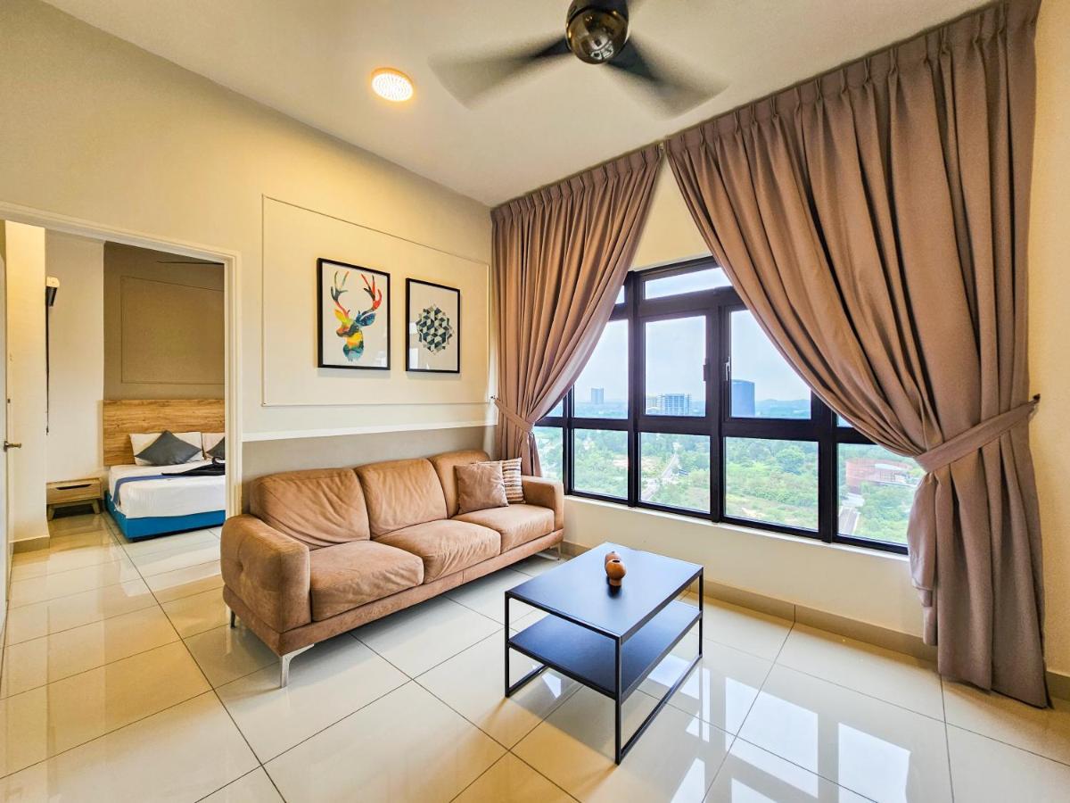 Meridin Medini Suite By Nest Home【Legoland】 Нусаджайя Экстерьер фото