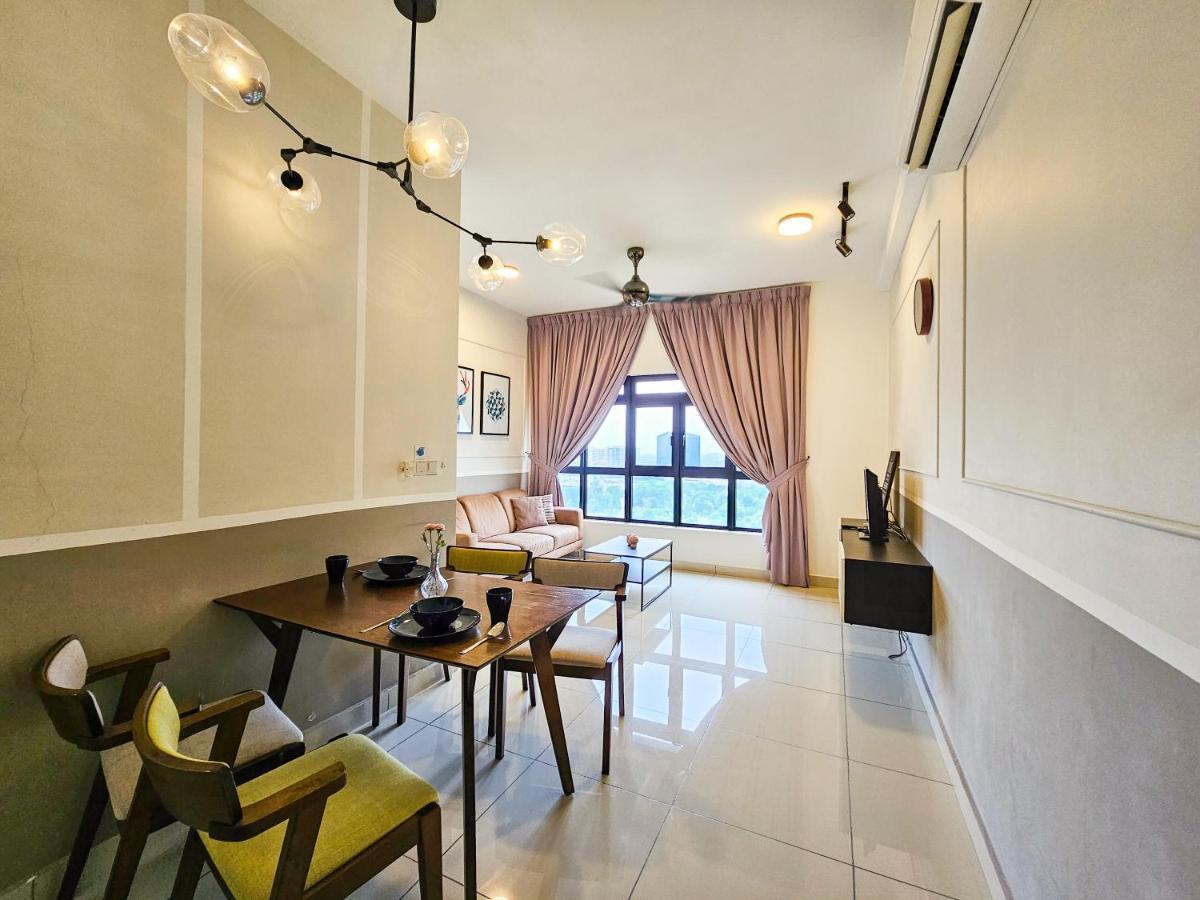 Meridin Medini Suite By Nest Home【Legoland】 Нусаджайя Экстерьер фото